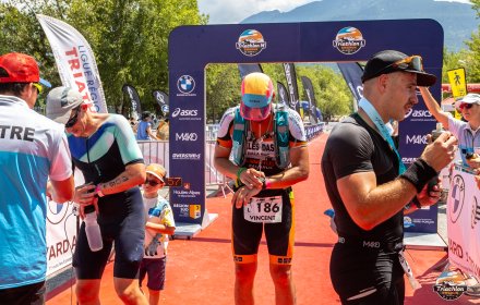 Ziellinie des Triathlon Embrun