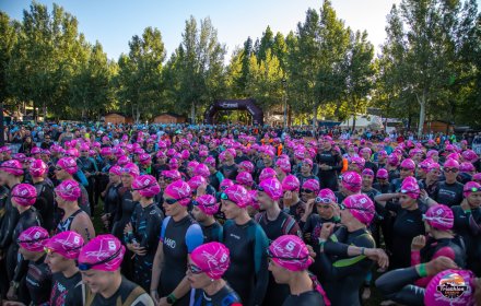 Start Wettkampf Schwimmen Triathlon M